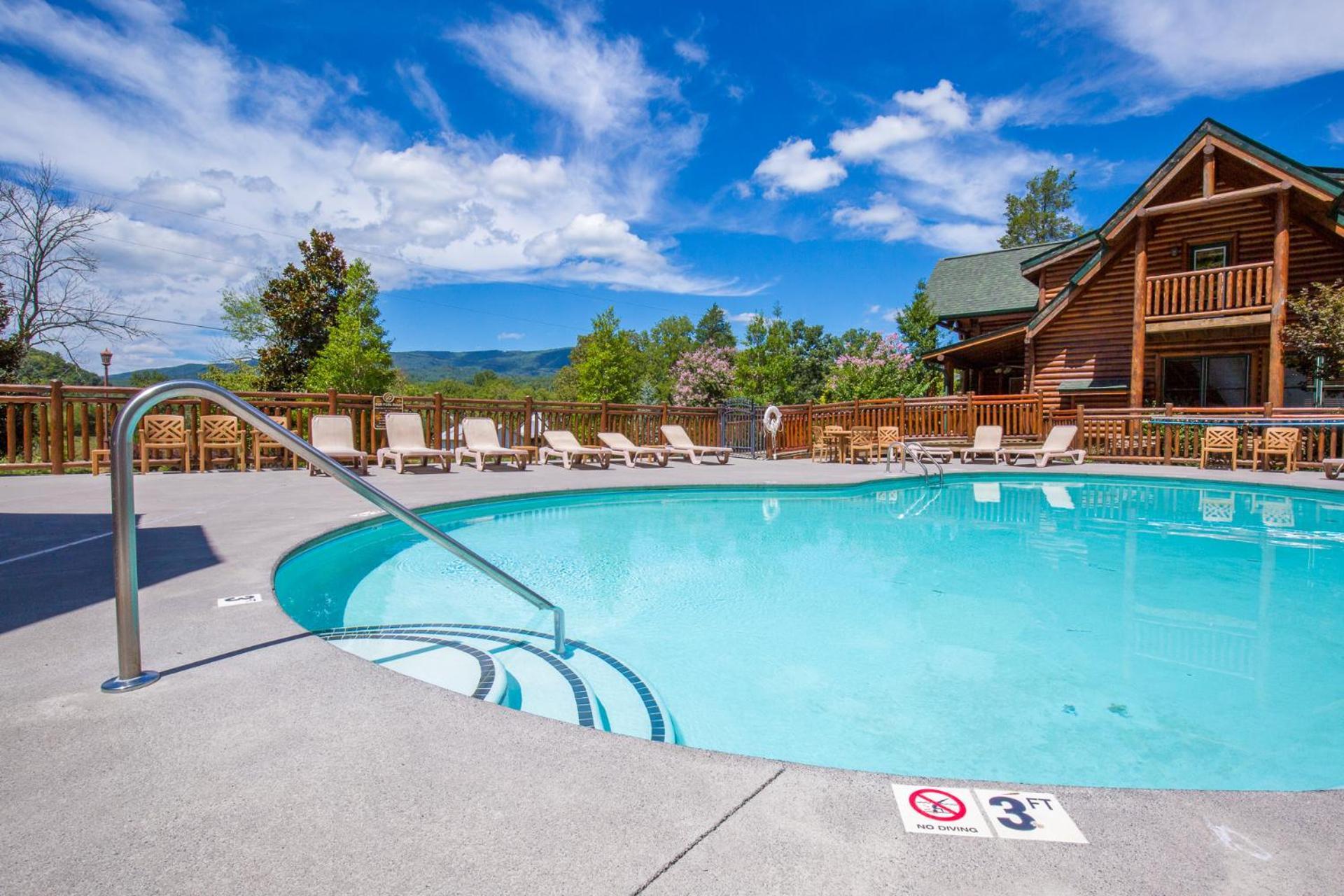Serenity Peak Villa Pigeon Forge Exterior photo